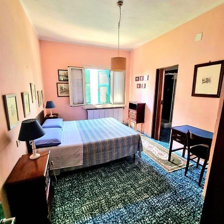 Casa Cambini Bed & Breakfast Marina di Massa Dış mekan fotoğraf