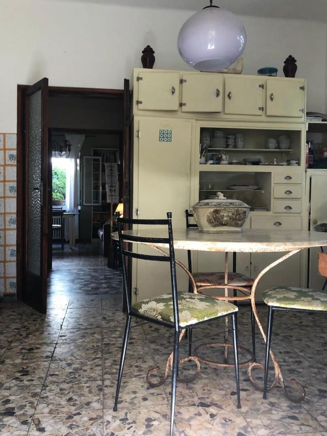 Casa Cambini Bed & Breakfast Marina di Massa Dış mekan fotoğraf