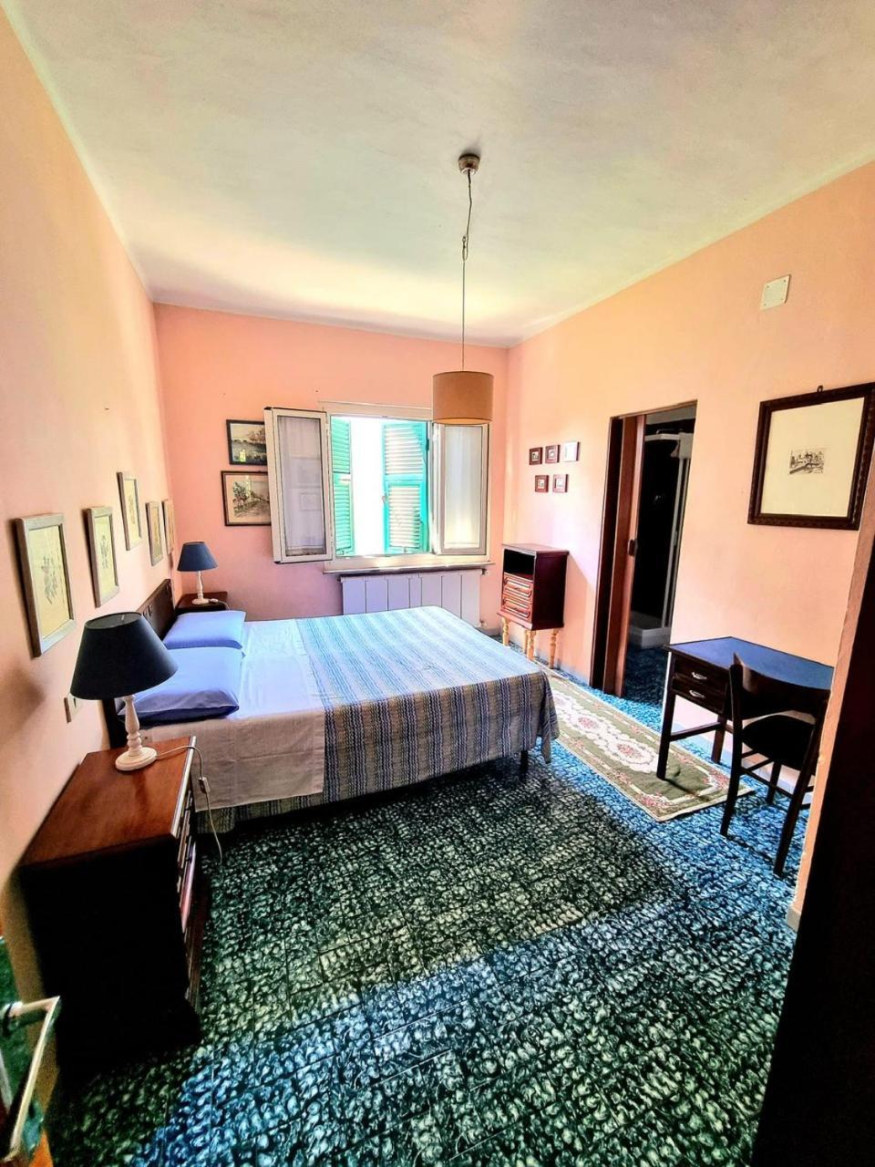 Casa Cambini Bed & Breakfast Marina di Massa Dış mekan fotoğraf